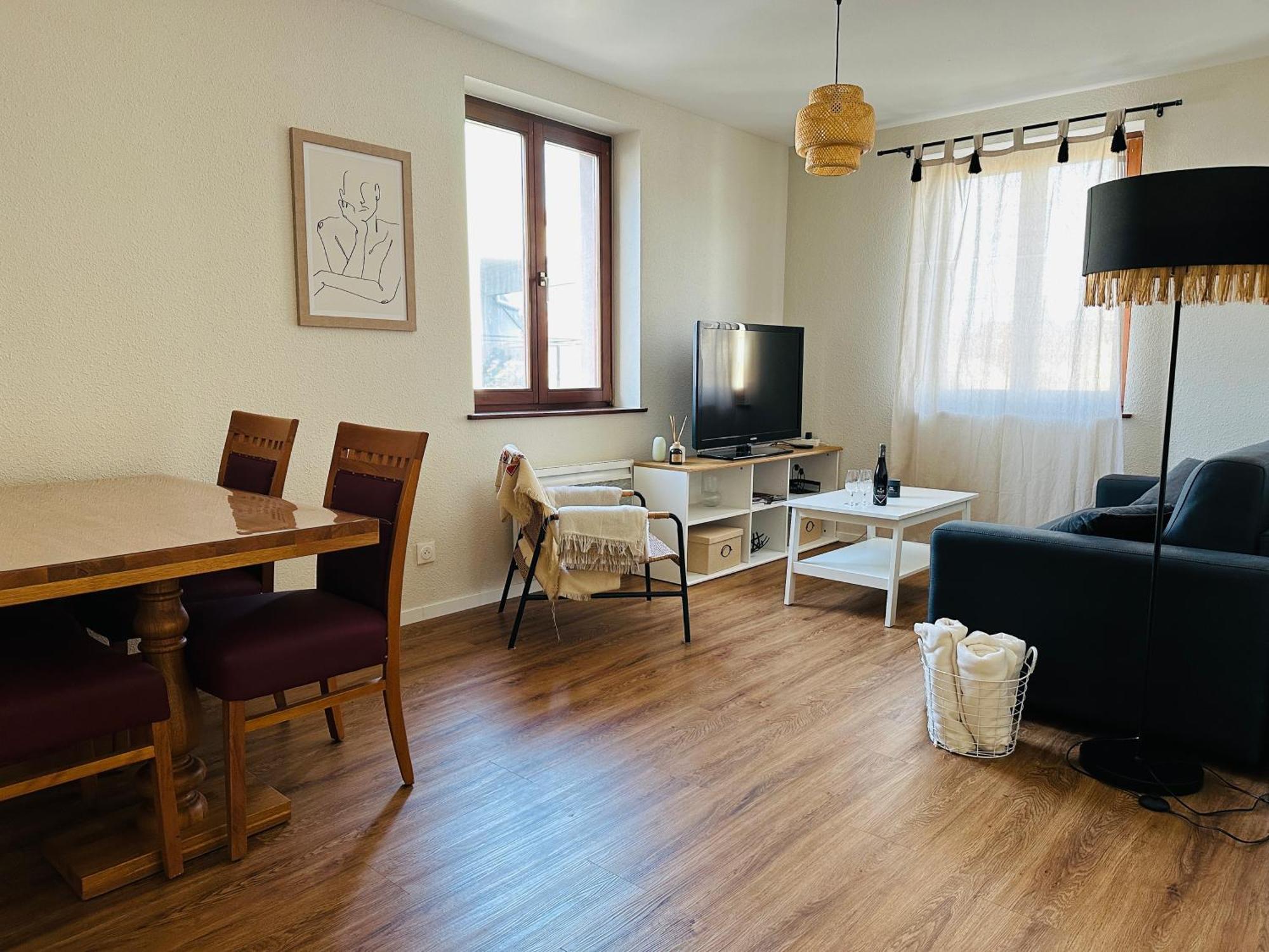Charmant Appartement 2 Pieces オストハイム エクステリア 写真